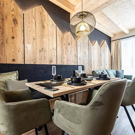 24 By Bruecke شقة