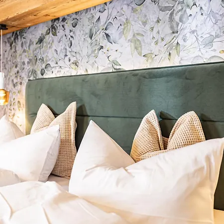 24 By Bruecke شقة