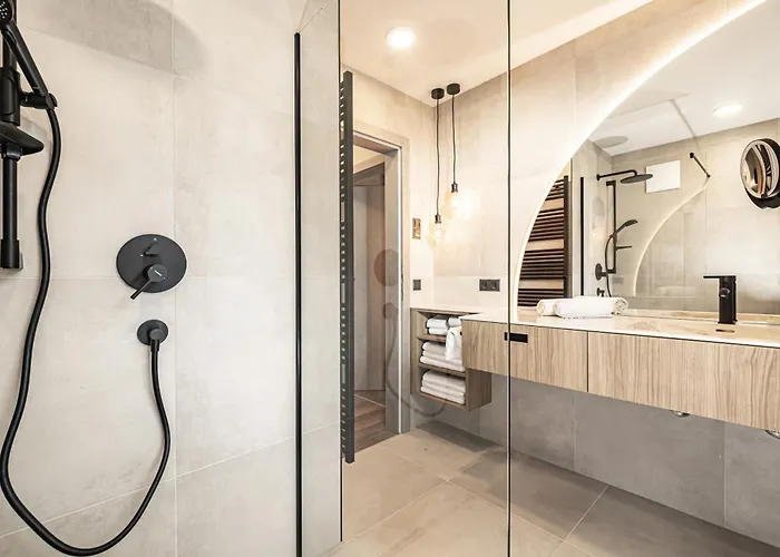 アパート 24 By Bruecke