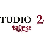 아파트 24 By Bruecke