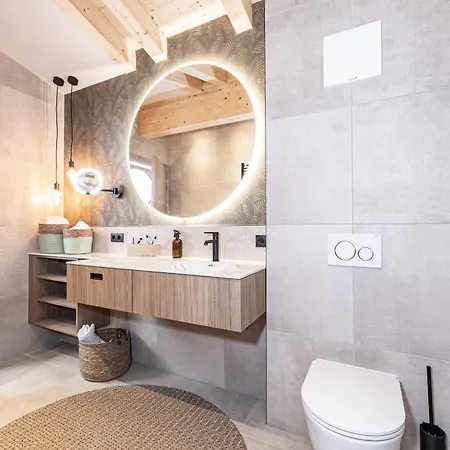 24 By Bruecke Apartment *